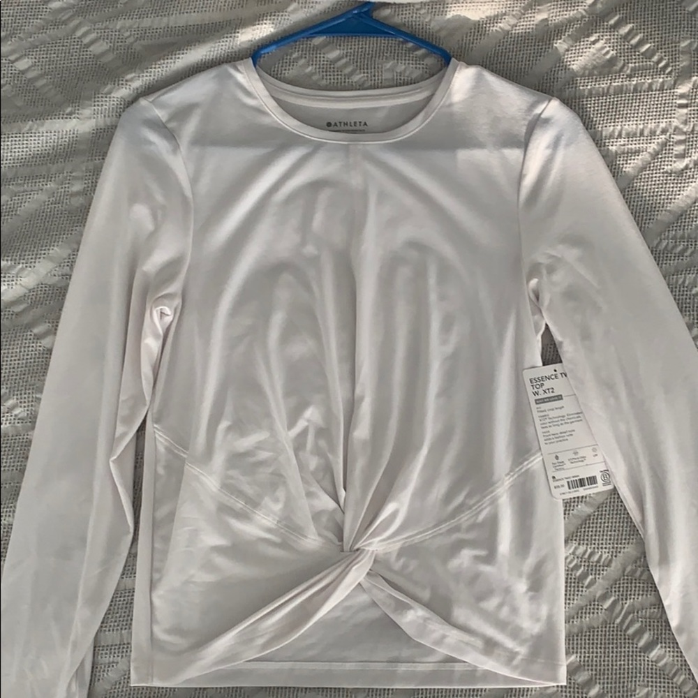 NWT Athleta Essence Twist Top, Small